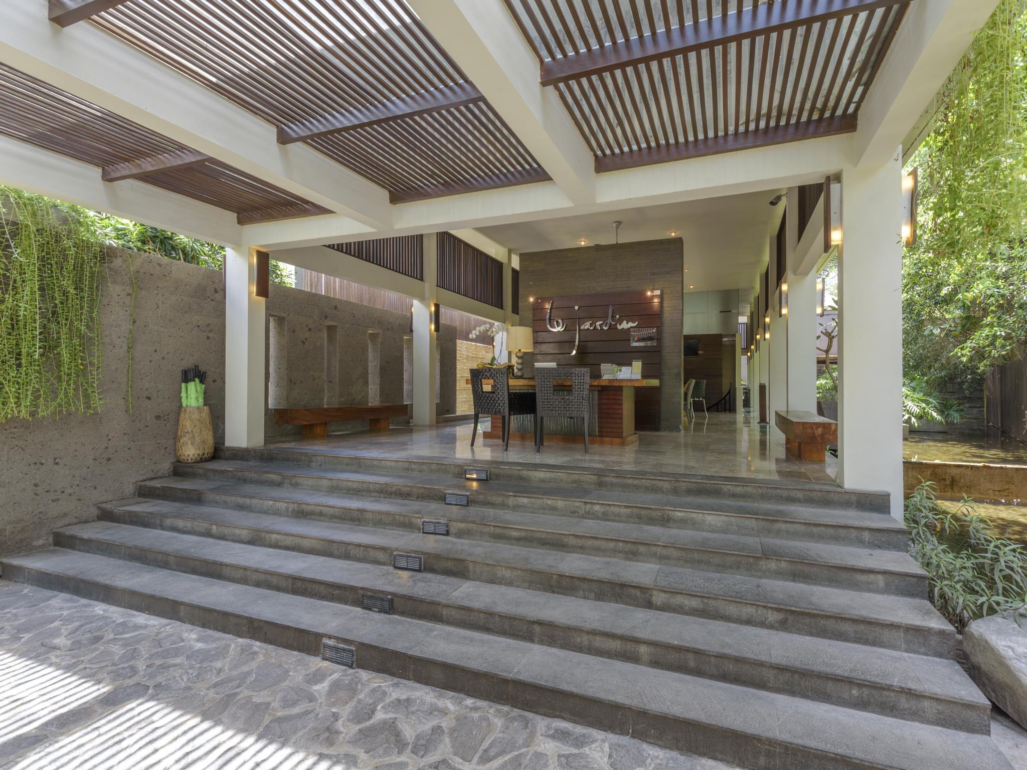 Le Jardin Villas Seminyak Exteriör bild